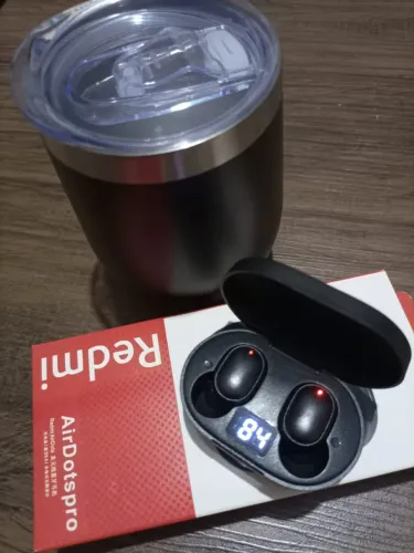 kit fone de ouvido sem fio mais copo termico com tampa