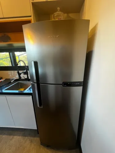 Vendo Geladeira Brastemp 375L