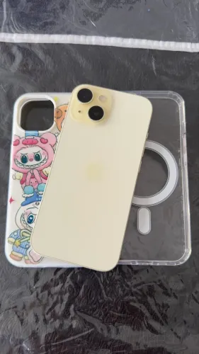 IPHONE 15 256GB YELLOW COM NOTA FISCAL (ACEITO CARTÃO)