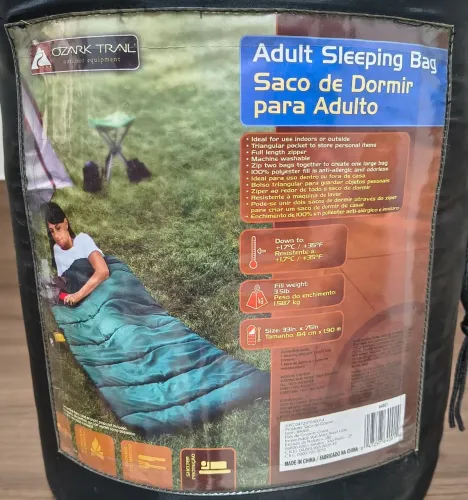 Saco de dormir para adulto.