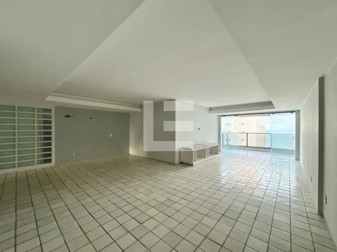 Edf. Rio Ave - Apartamento com 261 m² à venda na Rua dos Navegantes | 4 Quartos, 3 Suítes