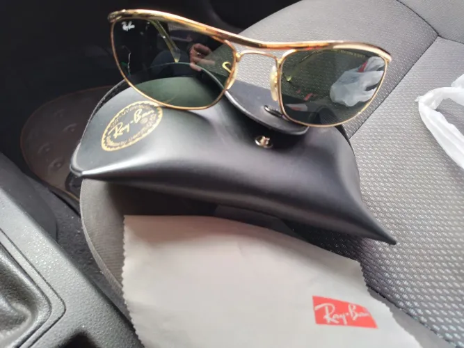 Rayban RB3119 Olympian. Semi novo, lente de vidro verde. Produto original com case.