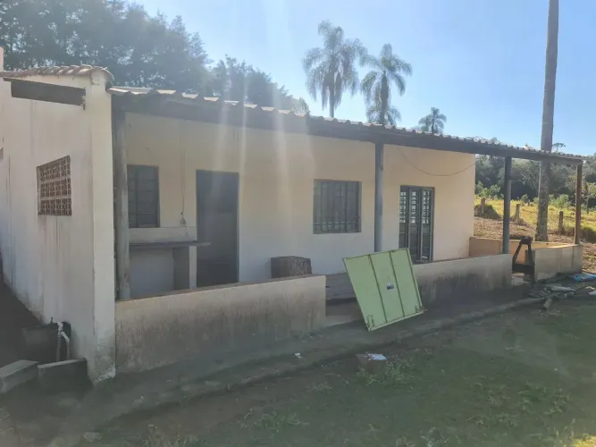 chácara com 20 mil metros em Itapeva-MG acesso fácil