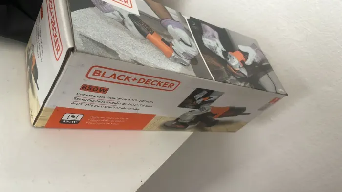 esmerilhadeira black decker