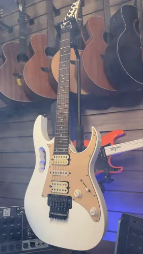 Guitarra Ibanez Jem jr Indonésia