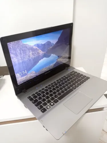 Notebook Samsung i7 6 de Ram com 466GB DDR3