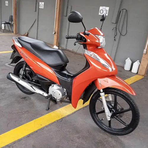 Biz 2018 125cc EX laranja 