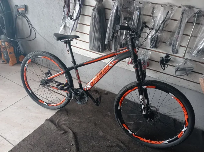 Vendo bicicleta free Rider aro 26...nova 