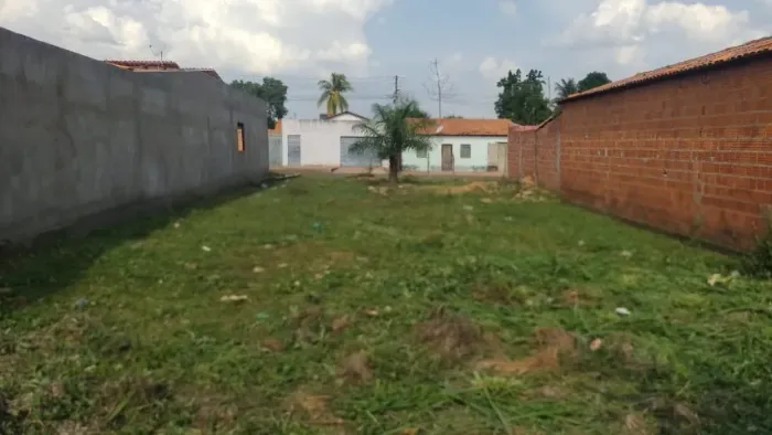 Terreno para Venda em São Francisco do Brejão, Centro