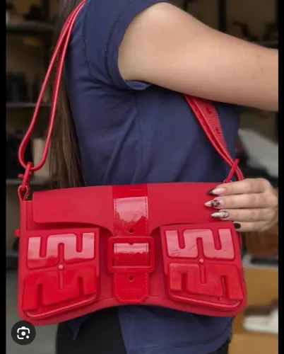 Bolsa Cargo Da Melissa 