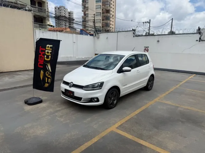 Volkswagen Fox Comfortline 1.6 Flex 8V 5P 2017