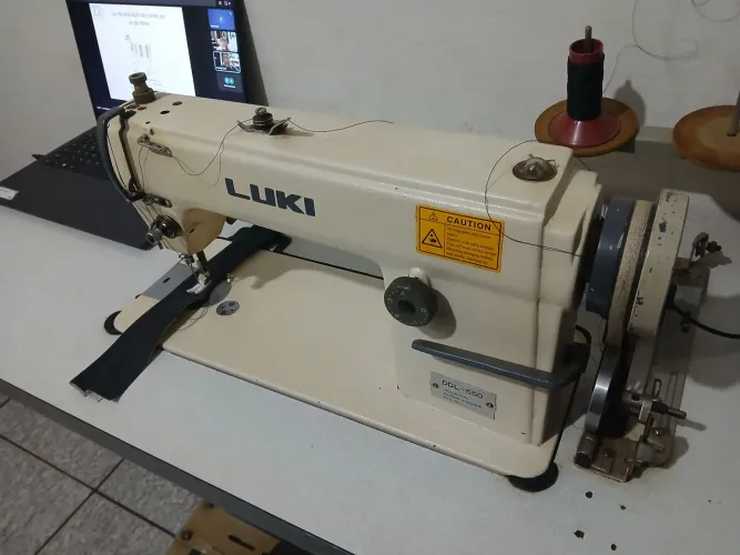 MAQUINA DE COSTURA INDUSTRIA