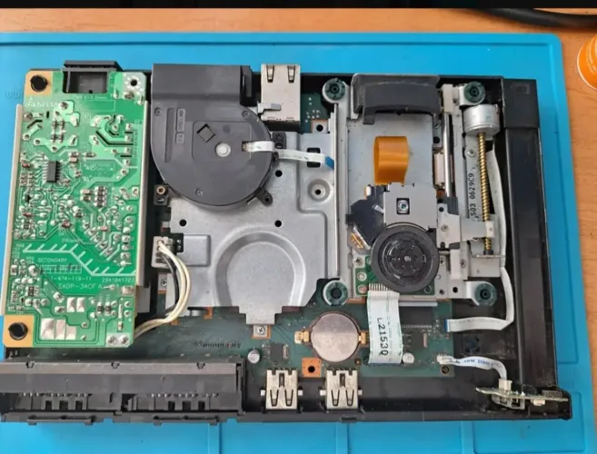 Playstation Ps 2 Com Placa Estragada. Sucata