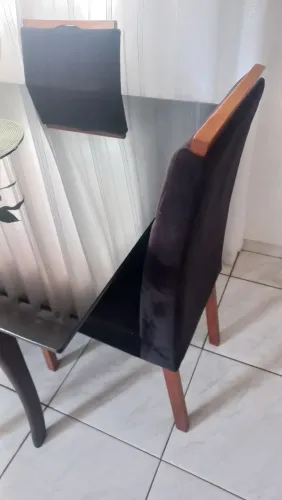 Vende-se Mesa de jantar