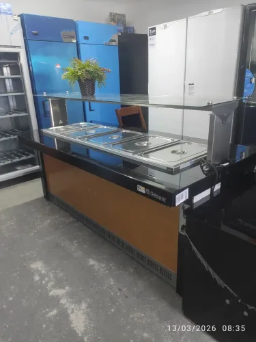 Bh buffet para restaurante 2M p/10 GNs 1/2 obs não acompanha as Cubas 