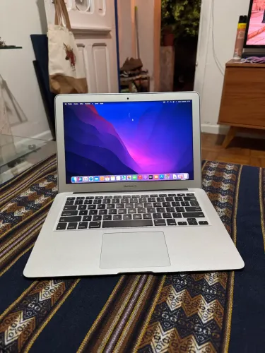 MacBook Air Core i7 8GB RAM 128GB SSD MUITO CONSERVADO