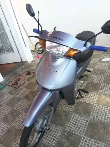 Moto bis