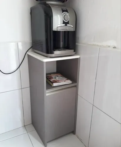 Móvel para bebedouro