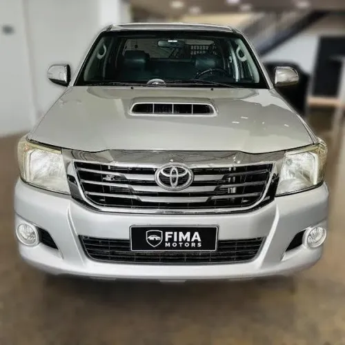 Toyota Hilux CD SRV D4-d 4X4 3.0 TDI Diesel AUT 2012