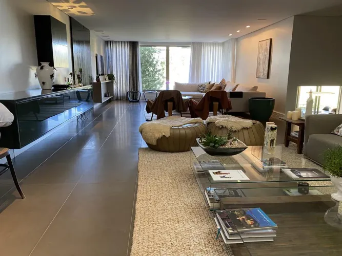 Casa maravilhosa, 4 quartos, lareira, piscina, gourmet, para locação em Alphaville