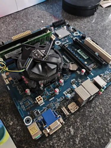 Placa mãe i7 6700 + 16gb DDR4