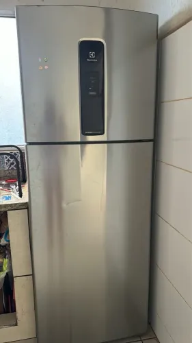 Vende-se geladeira
