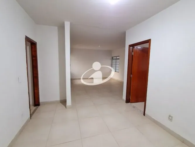 Aluguel Casa SANTA MONICA