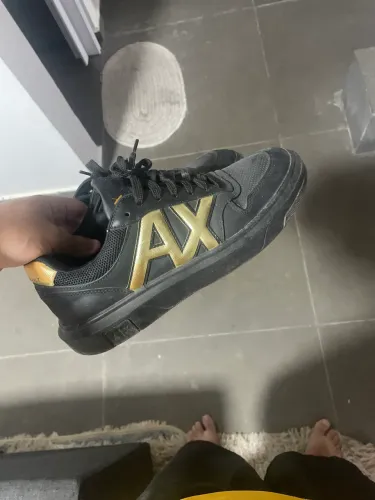 Tênis Armani usado poucas vezes