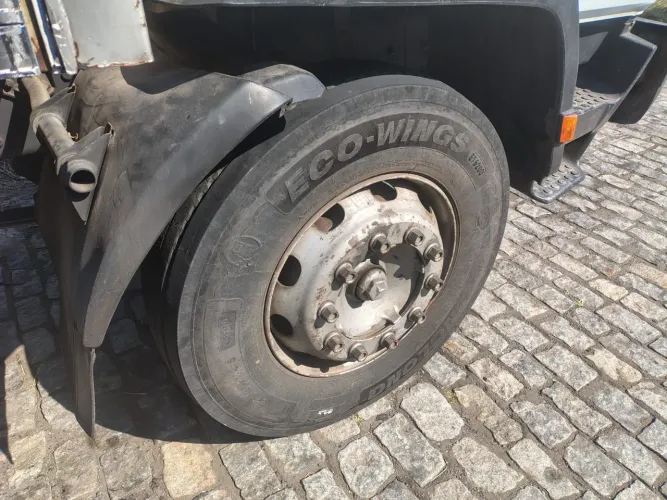 Caminhão Mercedes bens 1214c 75.00 somente vendas