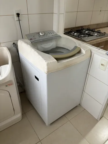Máquina de lavar roupa 