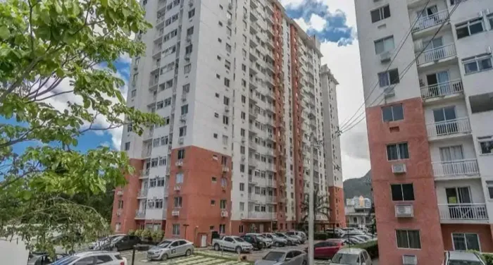 Oportunidade no Village Vip - Estrada dos Bandeirantes- em frente Projac