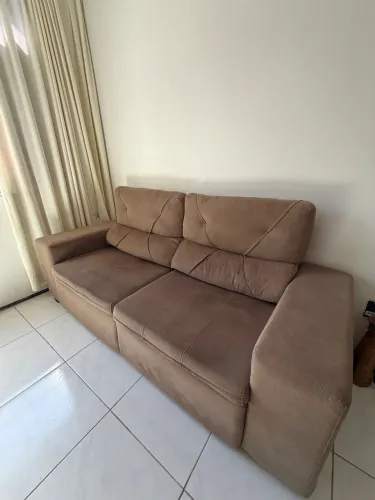 Sofá retrátil