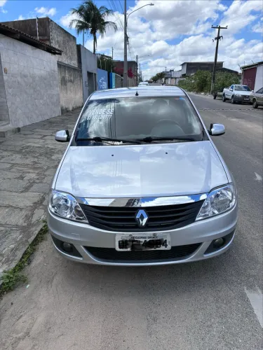 Renault Logan Expression Hi-flex 1.6 8V 4P 2013