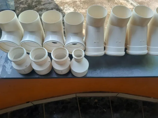 Vendo peças de encanamento