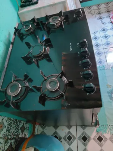 Vendo um fogao 5 boca funciona tudo