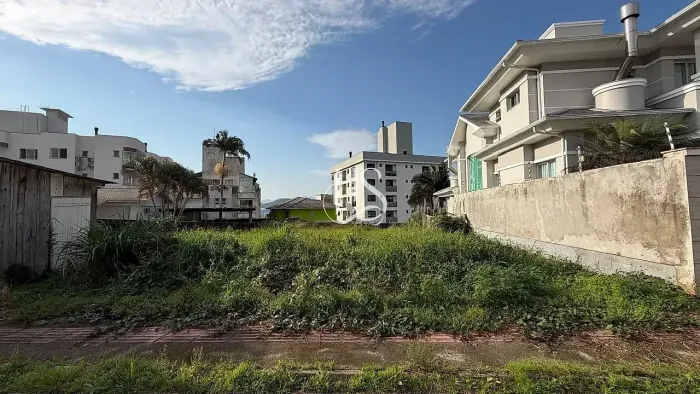 Terreno a venda, 666m², Pedra Branca - Palhoça - SC