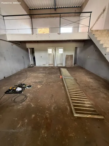 Comercial para Venda em Paulínia, João Aranha, 2 dormitórios, 3 banheiros, 4 vagas