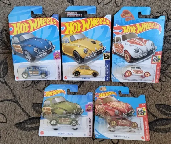 Coleção 05 minis Volkswagen Hot Wheels.