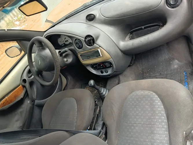 Ford KA GL 1.0i Zetec Rocam 2005