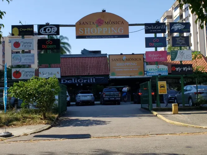 Loja com 80 m² na Barra da Tijuca - RJ, c/ mezzanino, ao lado do Sta Monica, frente Rio De