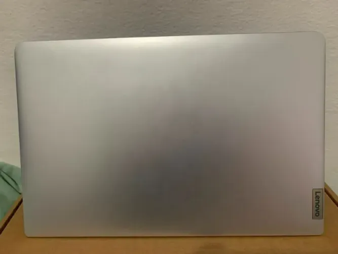 Notebook Lenovo i7 12ª Ger. 12GB RAM + SSD 512GB - Rápido (Ano 2024)