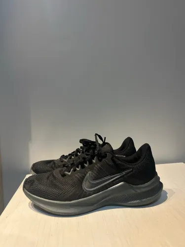 Tênis Nike downshifter 11