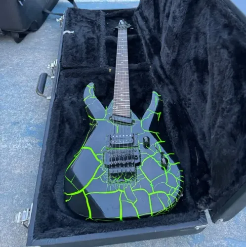 Guitarra Tagima Kiko Loureiro Crackelada + Hadcase