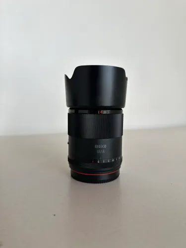 Lente Meike 55mm F 1.4 para Sony APSC