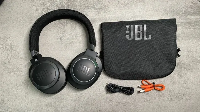 Fones JBL Live 660nc