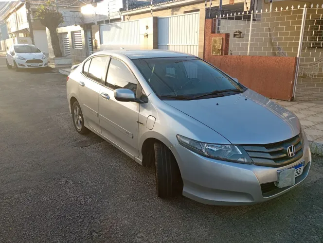 Honda City Sedan LX 1.5 Flex 16V 4P Mec. 2010
