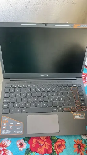 Notebook positivo Vision C14 
