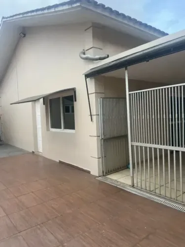 ALPHA GARDEN, BELISIMA, TÉRREA 4 QUARTOS SENDO 2 SUÍTES, MODULADOS E AR, 4 VAGAS