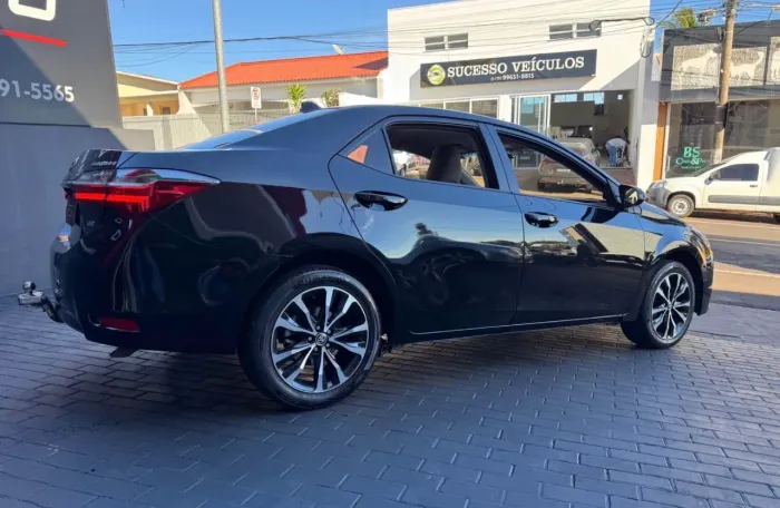 Toyota Corolla GLI 1.8 Flex 16V Aut. 2018