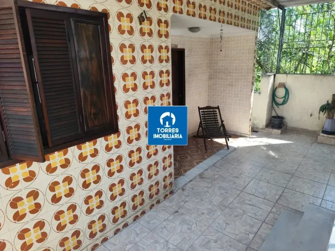 CASA 3 QUARTOS, GARAGEM PARAÍSO